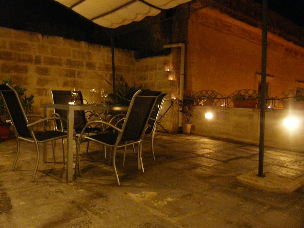 Appartamenti "Il Delfino" Lecce Oda fotoğraf